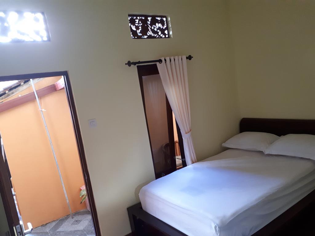 Indy House Hotell Ubud Exteriör bild