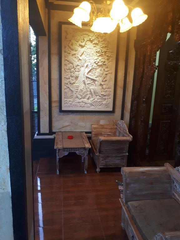 Indy House Hotell Ubud Exteriör bild