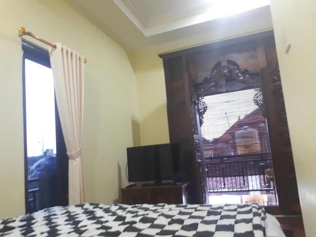 Indy House Hotell Ubud Exteriör bild